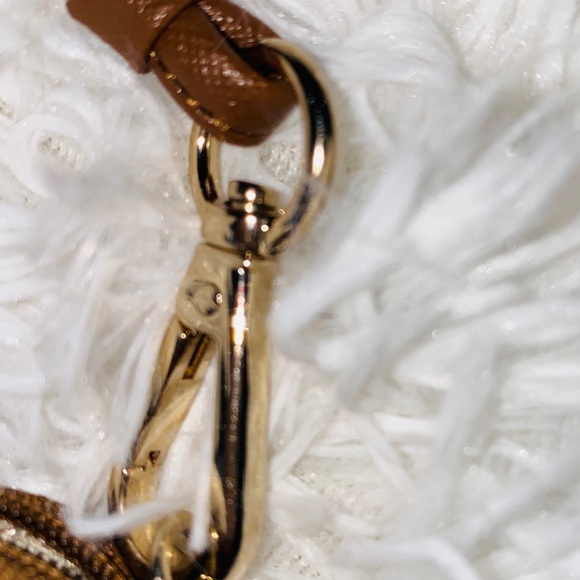 DKNY Wristlet Brown / Tan NWT - Picture 4 of 7